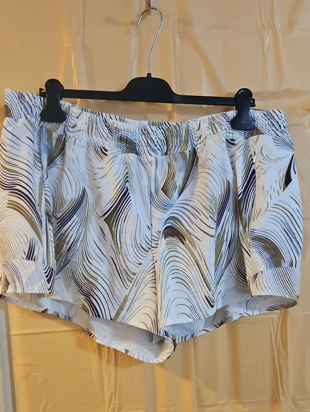 CALIA Women's MID-RISE INFINITY Short: SWIRL PRINT MULTI: NEW WITH TAGS: SZ XXL